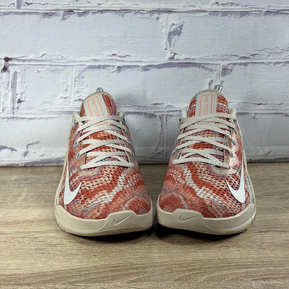 Nike Metcon 6 Desert Sand Crimson Training Running Shoes Women's Size 8 Sneakers - Picture 2 of 8